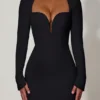 Adelia Cut-Out Heart-Detail Bodycon minikjole i svart