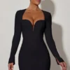 Adelia Cut-Out Heart-Detail Bodycon minikjole i svart