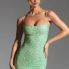 Aellin pyntet bodycon-minikjole i pistasj