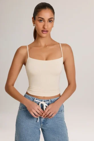 Ailany Modal tank-top med rund hals i elfenben