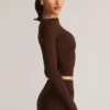 Alia Modal Ruched Langermet Top i Chocolate Brown