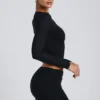 Alia Modal Ruched Langermet Top i Svart