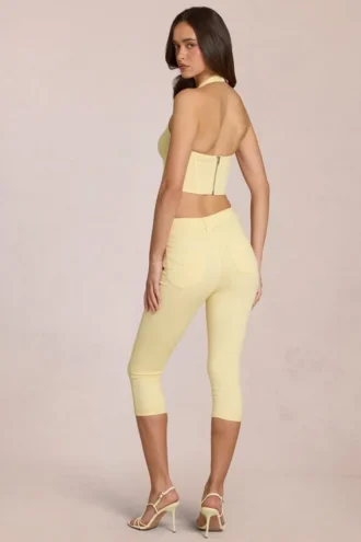 Anessa Capri-jeans med middels høy midje i sitrongul