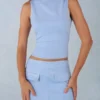 Aurelle-turtleneck-top i imitert semsket skinn i myk blå
