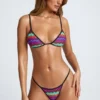 Azure By Oh Polly Badetøy trekant-stringbikinitruser i flerfarget mønster