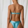 Bandeau-bikinitopp med ferskvannsperledetaljer i turkis