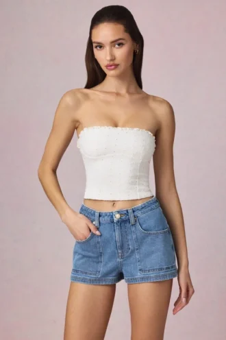 Beata shorts med høy midje og A-linje i midtblå vask