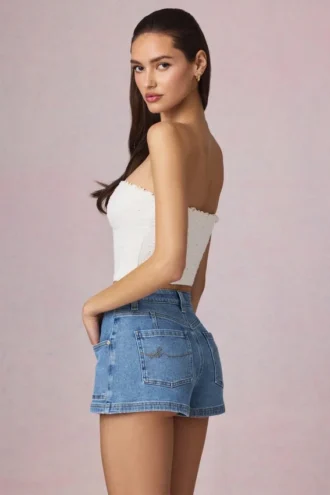 Beata shorts med høy midje og A-linje i midtblå vask