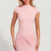 Blair Jersey Turtleneck Ruched Backless Minikjole i rosa