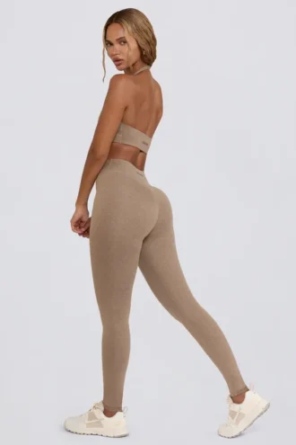 Børstet jersey-leggings med rynk og middels høy midje i mokka melert