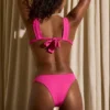 Capri-bikinitopp med knute i fuchsia