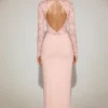 Carmina Lace Scalloped Plunge-Neck Maxi Kjole i rosa