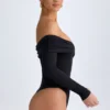 Ceyln Modal Off-Shoulder Ruched Bodyer i svart