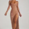 Champel pyntet maxi-kjole med cowl-hals i nude
