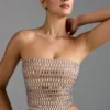 Charnelle pyntet bandeau-top i mandel