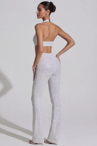 Coralena pyntet jumpsuit med utskjæringer i hvitt