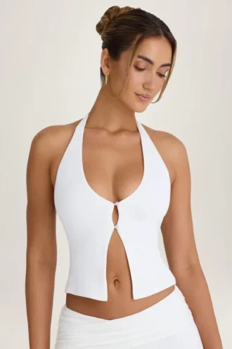 Covia halterneck-top med åpen front i hvitt
