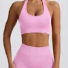 Define Luxe halterneck-sport-BH i bubblegumrosa