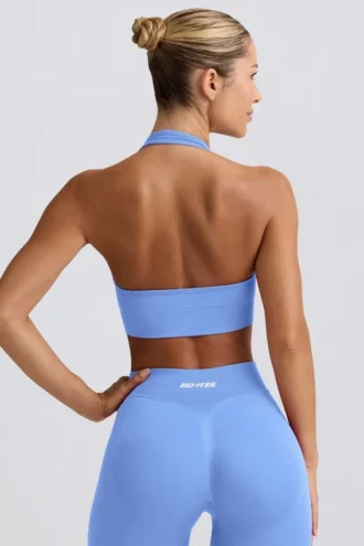 Define Luxe sports-BH med halterneck i lyseblå