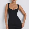 Dove Modal bodycon-minikjole med hjerteutringning i svart
