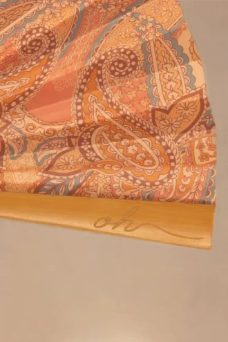 Elaraine sammenleggbar vifte med paisley-mønster