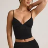 Elma Modal V-hals rynket camisole-top i svart