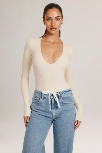 Elodie Modal Plunge langermet Bodyer i elfenben