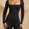 Elvina Petite Slinky Jersey Cowl-Neck Jumpsuit i svart