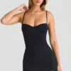 Emmy Modal Sweetheart-Neck A-Line minikjole i svart