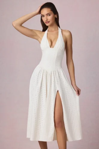 Farrah Modal Broderie Anglaise halterneck-midaxi-kjoler i hvitt