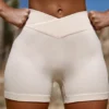 FlexiRib-minishorts med høy midje i elfenben