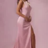 Florienne satengdrapert brudepikekjole i Blush Pink