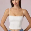 Hania Modal Broderie Anglaise Camisole-top i hvitt