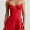 Helaia Ruched Backless Playsuit i skarlagenrød