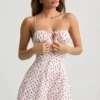 Helaia rynket ryggløs playsuit i kirsebærprint