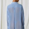 Hiva oversized skjorte med perledetaljer i himmelblått