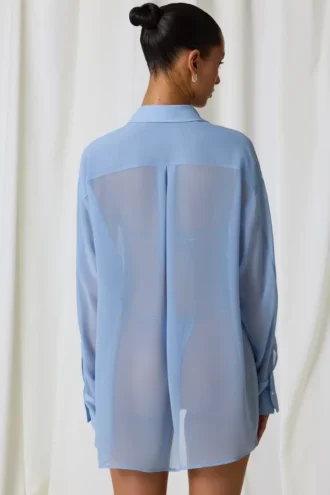 Hiva oversized skjorte med perledetaljer i himmelblått