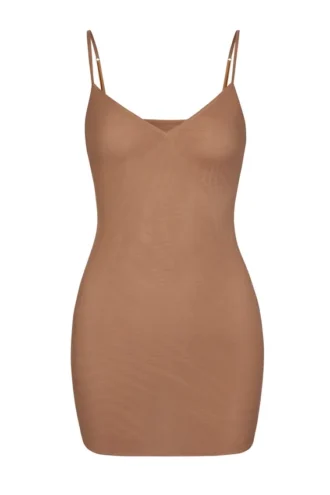 Intimates Soft Mesh V-hals minislipkjole i honning