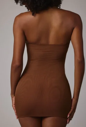 Intimates Soft Sheer-Mesh Bandeau Mini Slip Kjole i Mocha