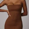 Intimates Soft Sheer-Mesh Bandeau Mini Slip Kjole i Mocha
