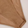 Intimates stroppeløs body i fargen Almond