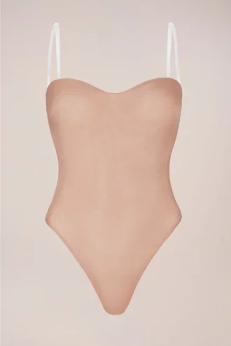 Intimates stroppeløs body i varm fersken