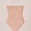 Intimates stroppeløs body i varm fersken