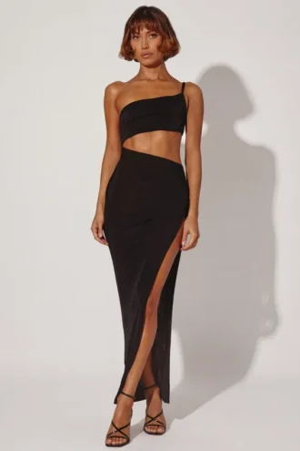 Ishtar One Shoulder Cut Out Maxi Kjole i svart