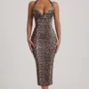 Ismay lagdelt halterneck bodycon midikjole i leopardmønster