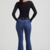 Jacey høytaljede flared-jeans i indigo-vask