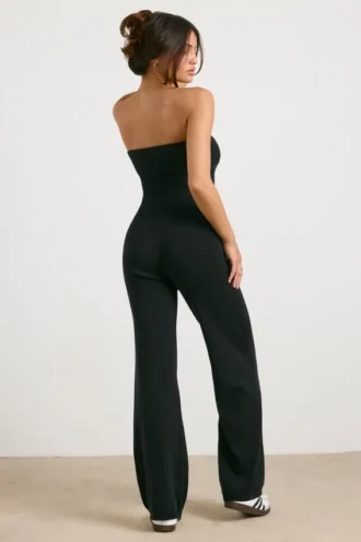 Jumpsuit i grovstrikket bandeau med utvidet ben i svart