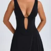 Kalista Plunge Cut-Out minikjole i svart