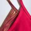 Amanyara Metallic Layered Badedrakt i fuchsia