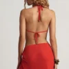 Keika halterneck-cowl-crop-top i chili-rød